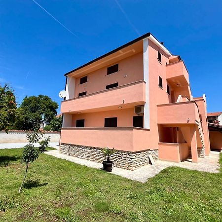Mia Apartments ميدولين المظهر الخارجي الصورة