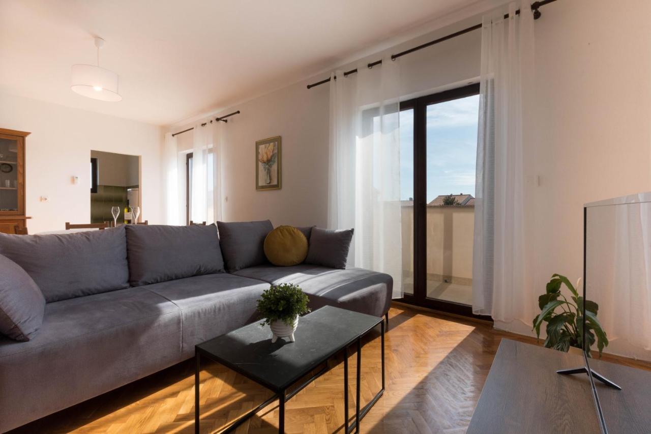 Mia Apartments ميدولين المظهر الخارجي الصورة