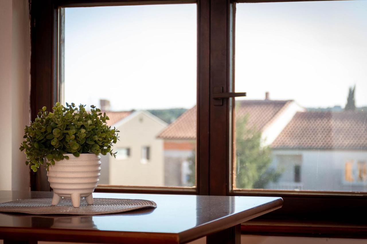 Mia Apartments ميدولين المظهر الخارجي الصورة